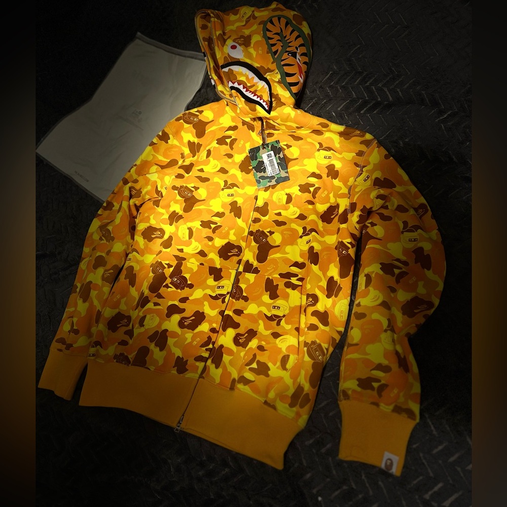 Orange camo shark 
Large